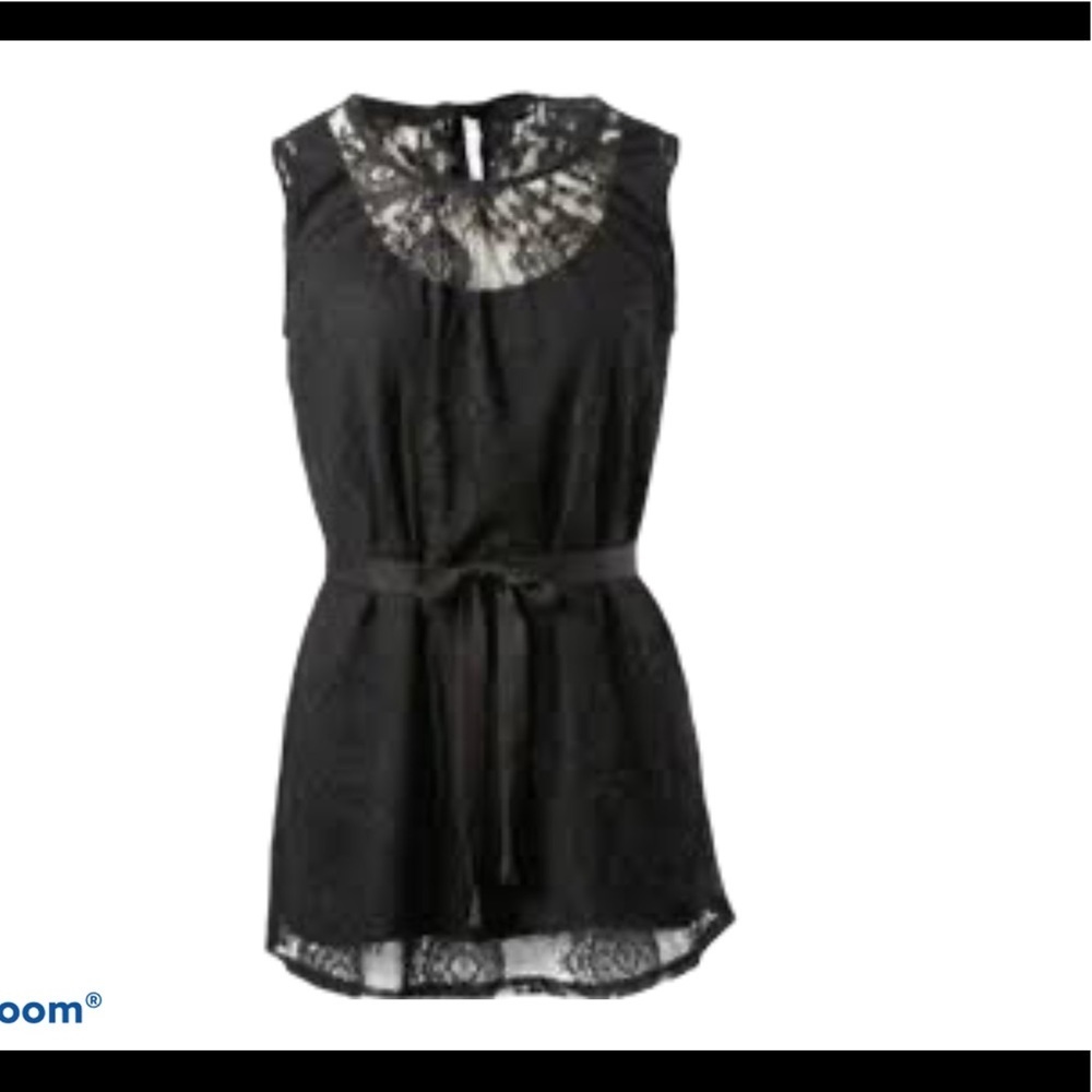 Cabi Lace Sleeveless Top(47) - Picture 6 of 6